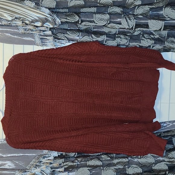 Burgandy Cardigan.  PTP is 27. - Picture 5 of 10